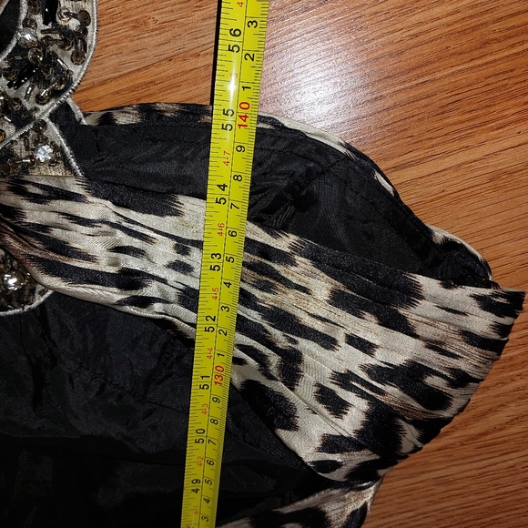 Beautiful Event Gown - Picture 7 of 10